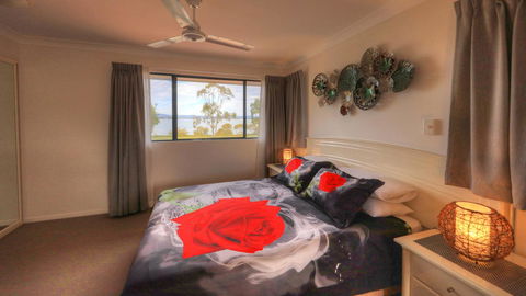Dolphin Waters - Accommodation Daintree 4