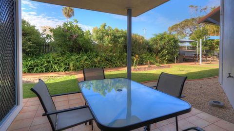 Dolphin Waters - Accommodation Daintree 11