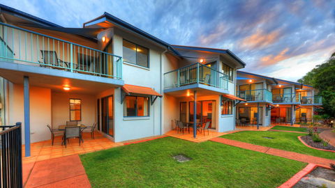 Dolphin Waters - Accommodation Daintree 16