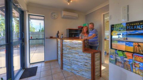 Dolphin Waters - Accommodation Daintree 13