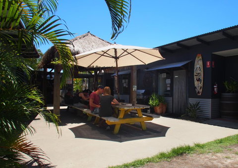 Backpackers At 1770 - Accommodation Daintree 11