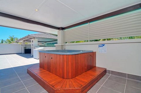 Luxury Apartments At Temple Resort And Spa Port Douglas - Accommodation Daintree 31