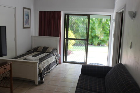 Amaroo On Mandalay, Magnetic Island - Accommodation Daintree 21