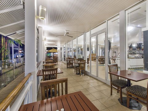 Hotel Grand Chancellor Palm Cove - Accommodation Daintree 38