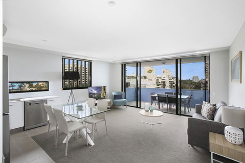 Direct Collective - Sea Breeze Mooloolaba - Accommodation Daintree 6