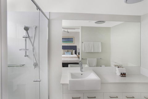 Direct Collective - Sea Breeze Mooloolaba - Accommodation Daintree 5