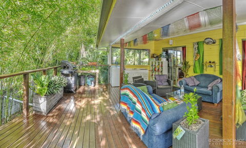 KiteSurf 1770 Beach House - Accommodation Daintree 0