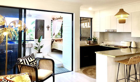 NOMAD - Luxe Apartment - Accommodation Daintree 23