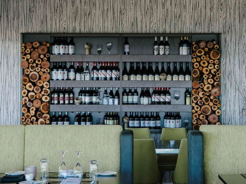 Mercure Clear Mountain Lodge - Accommodation Daintree 38