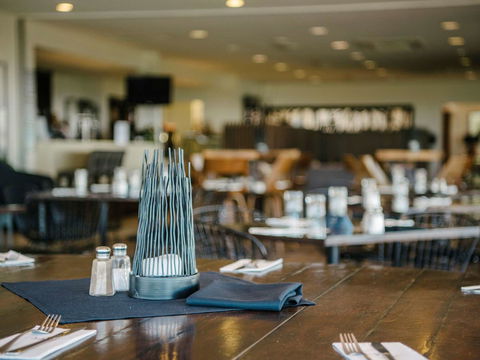 Mercure Clear Mountain Lodge - Accommodation Daintree 35