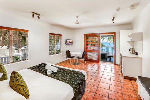 Paradise On The Beach Resort - Accommodation Daintree 16