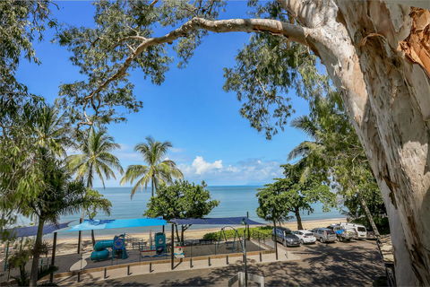 Paradise On The Beach Resort - Accommodation Daintree 14