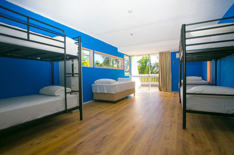 Rainbow Bay Backpackers - Accommodation Daintree 17