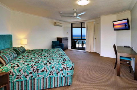 Coolum Caprice - Accommodation Daintree 21