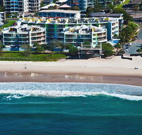 Rolling Surf Resort - Accommodation Daintree