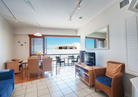 Rolling Surf Resort - Accommodation Daintree 38