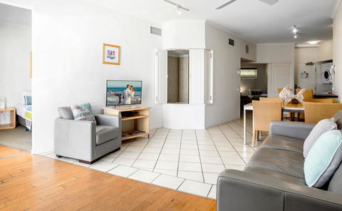 Rolling Surf Resort - Accommodation Daintree 27