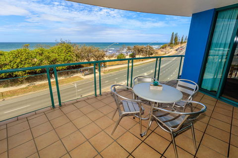 Grand Palais Boolarong Beachside Apartments - Accommodation Daintree 32