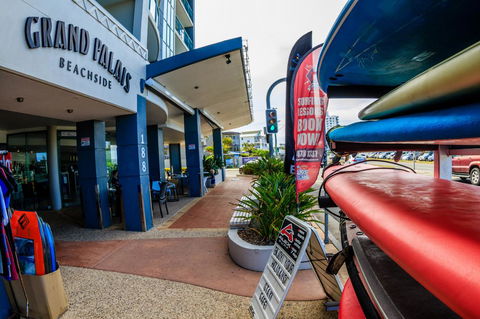 Grand Palais Boolarong Beachside Apartments - Accommodation Daintree 43