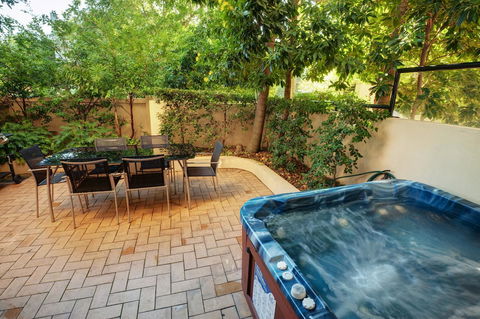 Nautilus Resort Mooloolaba - Accommodation Daintree 5
