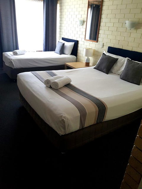 Twin Pines Motel - Accommodation Daintree 3