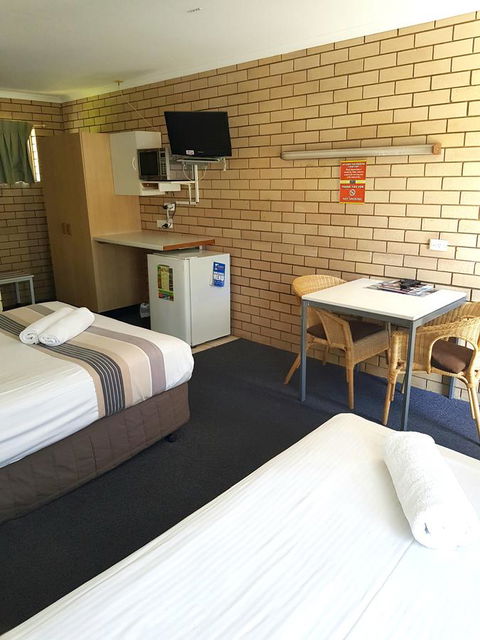 Twin Pines Motel - Accommodation Daintree 2