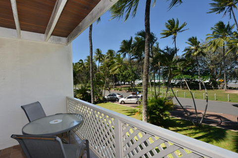 Seascape Holidays At Beachfront Terraces - Accommodation Daintree 13