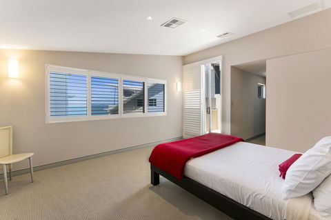 Redvue Holiday Apartments - Accommodation Daintree 21