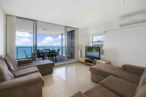 Redvue Holiday Apartments - Accommodation Daintree 0