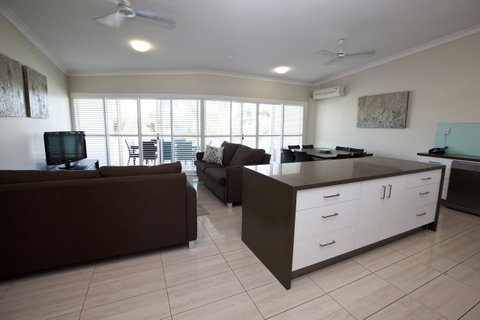 Mariners North Holiday Apartments - Accommodation Daintree 28