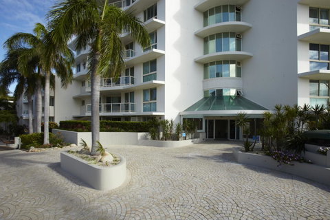 Mariners North Holiday Apartments - Accommodation Daintree 14