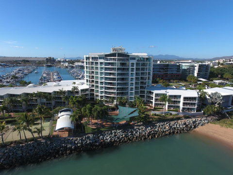 Mariners North Holiday Apartments - Accommodation Daintree 0