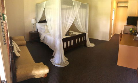The Bearded Dragon Boutique Hotel - Accommodation Daintree 9