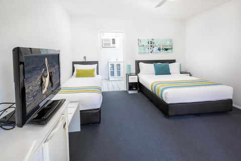 The Beach Motel Hervey Bay - Accommodation Daintree 31