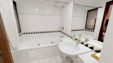 Silkari The Pavilions - Accommodation Daintree 3