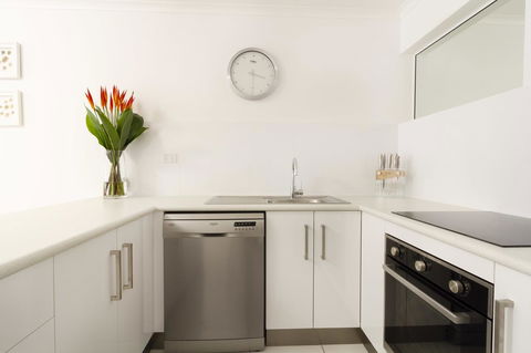 The White House Port Douglas - Accommodation Daintree 10