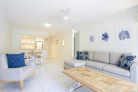 The White House Port Douglas - Accommodation Daintree 5