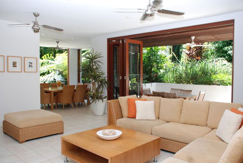 Sanctuary Palm Cove - Accommodation Daintree 3