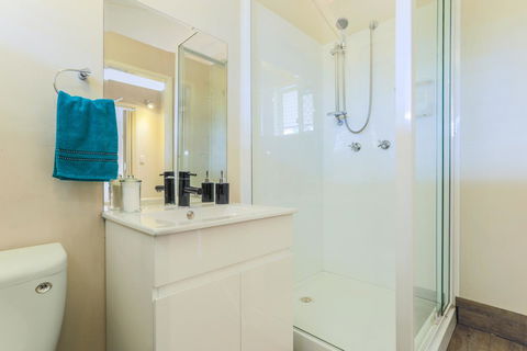 Bed & Breakfast 1 Bedroom Guest House - Accommodation Daintree 7