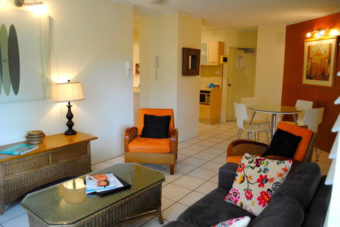 The Port Douglas Queenslander - Accommodation Daintree 28