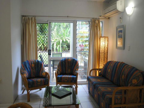 The Port Douglas Queenslander - Accommodation Daintree 19