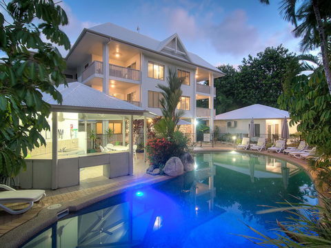 The Port Douglas Queenslander - Accommodation Daintree 0