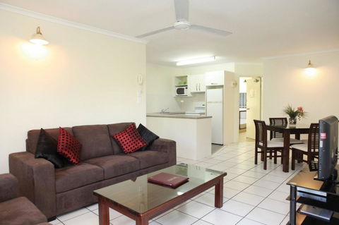 The Port Douglas Queenslander - Accommodation Daintree 32