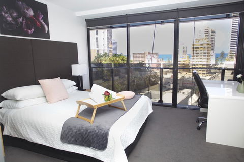 Circle Luxury Holidays - Accommodation Daintree 9