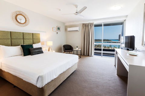 Greenmount Beach House - Accommodation Daintree 11