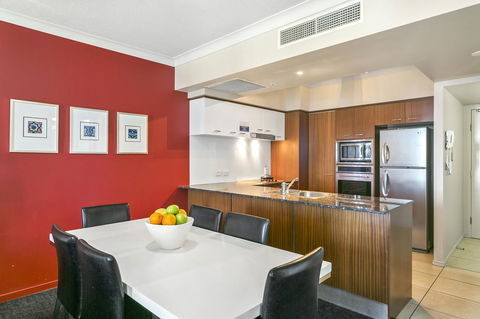 Mantra Towers Of Chevron - Accommodation Daintree 19