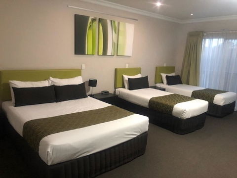 Drovers Motor Inn - Accommodation Daintree 8