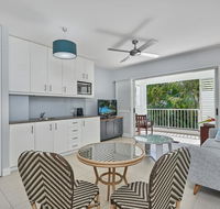 Couples private spa beach getaway - Accommodation Daintree
