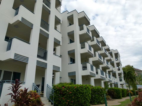 Madison Ocean Breeze Apartments - Accommodation Daintree 7