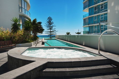 Reflections Tower Two - Accommodation Daintree 0